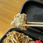 242954032 - お好み焼きのアップ