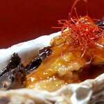 Ji Cube - 牡蠣の唐辛子炒め