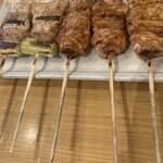 炭火焼き鳥 かしわ屋 治兵衛 - 