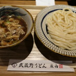 武蔵野うどん 蔵内 - （2024/3月）黒　肉汁うどん