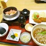 Sagami - カニ釜飯とカキフライ定食