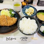 Tsukada - とんかつ定食