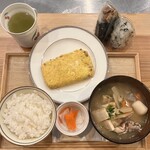 きまぐれカフェclover - 豚汁定食（納豆オムレツ）