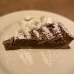 Peter Luger Steak House Tokyo - ピーカンパイがうま過ぎて泣いた。生クリームがめちゃくちゃたっぷりで嬉し過ぎた。