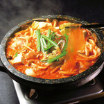 [新的！ ] 「韩式内脏火锅」搭配超粗有嚼劲的粉丝