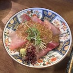Sakaba Morishita Bekkan - 旬の魚のりゅうきゅう