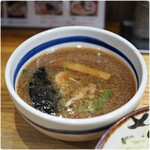 Chuuka Soba Naritaya - 味わい深いつけ汁