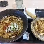 ゆで太郎 もつ次郎 - 朝食野菜かき揚げ丼セット 480円税込み