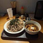 神田 つけ蕎麦 わびすけ - 温 鶏玉つけそば(鶏チャーシュー入り) 大盛無料330g ¥780-