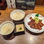 肉匠の牛たん　たん之助酒場  - 