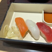 ブッフェアンドカフェ スロープサイドダイナー ザクロ - 