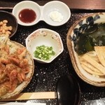 ごん讃 - 春天丼とワカメうどんランチ