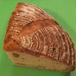 畑のコウボパン タロー屋 - ゆず酵母と自家製ゆずピール、有機カシューナッツのカンパーニュ