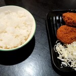 らーめん どんぞこ屋 - メンチカツセット　らーめん+350円