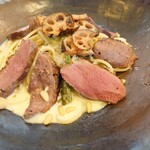 Pasta クオーレ - 炭火で焼いた鴨肉のわさびクリーム
