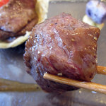 モダンチャイニーズkita - 宮崎牛ロースの黒ゴマソース