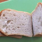 畑のコウボパン タロー屋 - すりつぶしいちご酵母の食パン