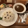 COFFEE HALL くぐつ草