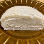 A BAGEL - クリーミー大福チーズケーキ