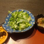 Yahiromarushimbashikou - サラダ