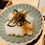 焼鳥 ひら野 - 箸休めの大根おろし