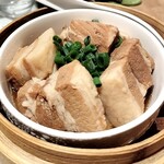 彩華 - 豚角煮とれんこんせいろ蒸し
