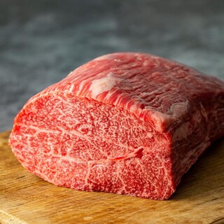 黒毛和牛の希少部位などこだわり素材×独自技法で美味しさを追及