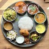 Toi In Shokuten - カレー四種＋本日のおかず
                ❶Chicken keema、❷Andhra fish curry
                ❸Pork curry(Nepali style)、❹Mix vegetable sambar