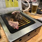 立喰い焼肉 治郎丸 - 