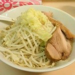 自家製ラーメン大者 - ラーメン(麺少な目、野菜少な目、ニンニク)