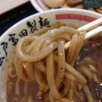 松戸富田製麺 - 2014/2/16　つけ汁に入れて、麺アップ！