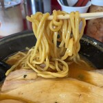 243020962 - 麺リフト。