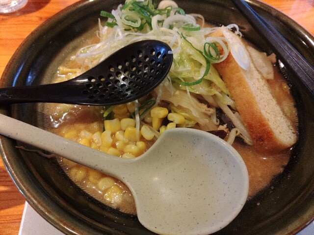 越後秘蔵麺 無尽蔵 寒河江家 - 寒河江（ラーメン）の写真