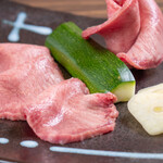 本格焼肉 ポリス - 