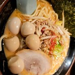 横濱家系ラーメン たくみ家 - 