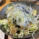 Yakiniku Kingu - 韓国海苔のチョギレサラダ