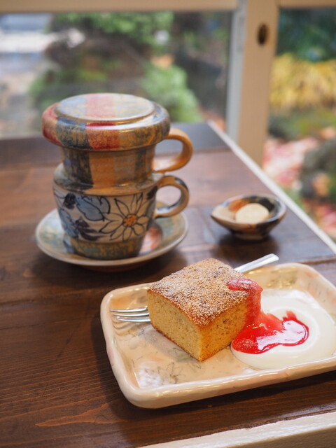 昭和9年築の旧梅津商店の中にある隠れ家カフェ♪　十字街の散策ついでに♪ : 箱庭カフェの写真