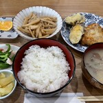 Kohi Tei - 日替り定食(アジフライ)770円 コーヒー付、銀杏草の味噌汁最高