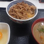 吉野家 - 牛丼並みと豚汁(*´ω｀*)