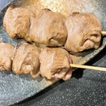 三酉屋 - はつ塩176円/本