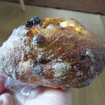 ラ ブーランジェリー ド ハリマヤ - レーズンとオレンジ、クリームチーズ