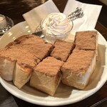 高山珈琲 - ⚫️シナモントースト650円
      