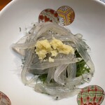 Tsukiji Tamazushi - 白魚のおつまみ