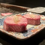 炭火焼肉 華やま - 厚切り上タン