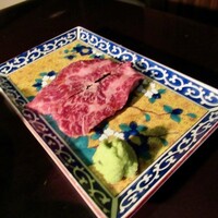 焼肉 にくだらけ - 特選黒ハラミ。九谷のお皿は我が家とお揃い♪