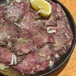 Horumon Yakiniku Tomiya - 