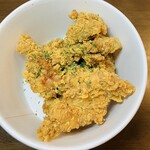 CRISPY CHICKEN n' TOMATO - フライドチキン