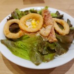 カレーハウス CoCo壱番屋 - 料理写真:イカᔦ*° ꒳ °*ᔨサラダ