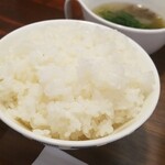 キッチン ブルー グローブ - ご飯大盛りのアップ