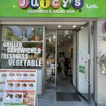 Juicy'S Laboratory - 